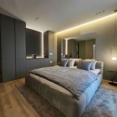 Golden77 Belgrade Waterfront Apartment *